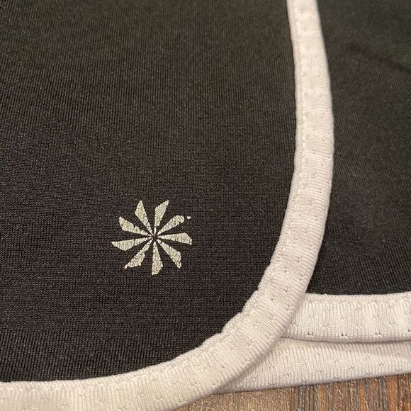 athleta black skort with white trim size XS in GUC athletic running training - Picture 3 of 10